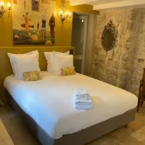 Bed and breakfast La Maison Des Augustins 4 Stars Et Fitness ****